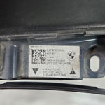 Bild in die Galerieansicht laden, 7372209-2015-2019 BMW 3 Series F30 F31 F35 Rear Left Taillight Side Panel OEM