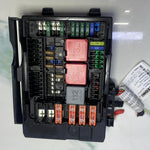 قم بتحميل الصورة إلى عارض الصور، 21-24 Mercedes W206 C250 C-Class Fuse Junction Block Relay Box A223 9061502 OEM