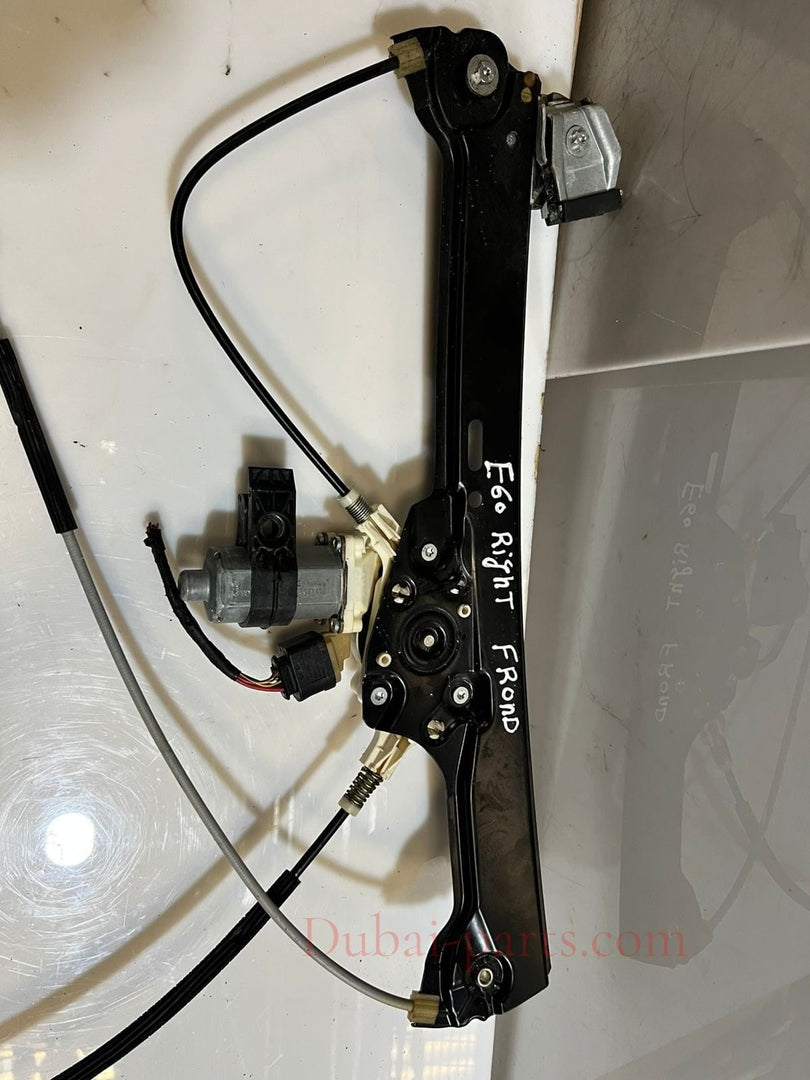 2006-2010 BMW 550i 5 Series E60 E61 Front Right Window Regulator 7184384 OEM