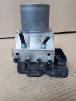 Bild in die Galerieansicht laden, 2011-2016 BMW F10 F11 5 Series 528i ABS Pump DSC Hydraulic Control Unit 6868329