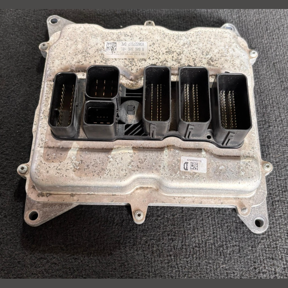 BMW F30 320I N20 ECU DME KIT WITH KEY FEM P/N 8606306