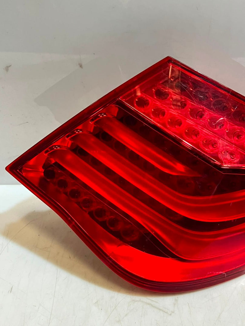 2008-2015 BMW F01 F02 F03 F04 7 Series Right Tail REAR Light 7182198 OEM
