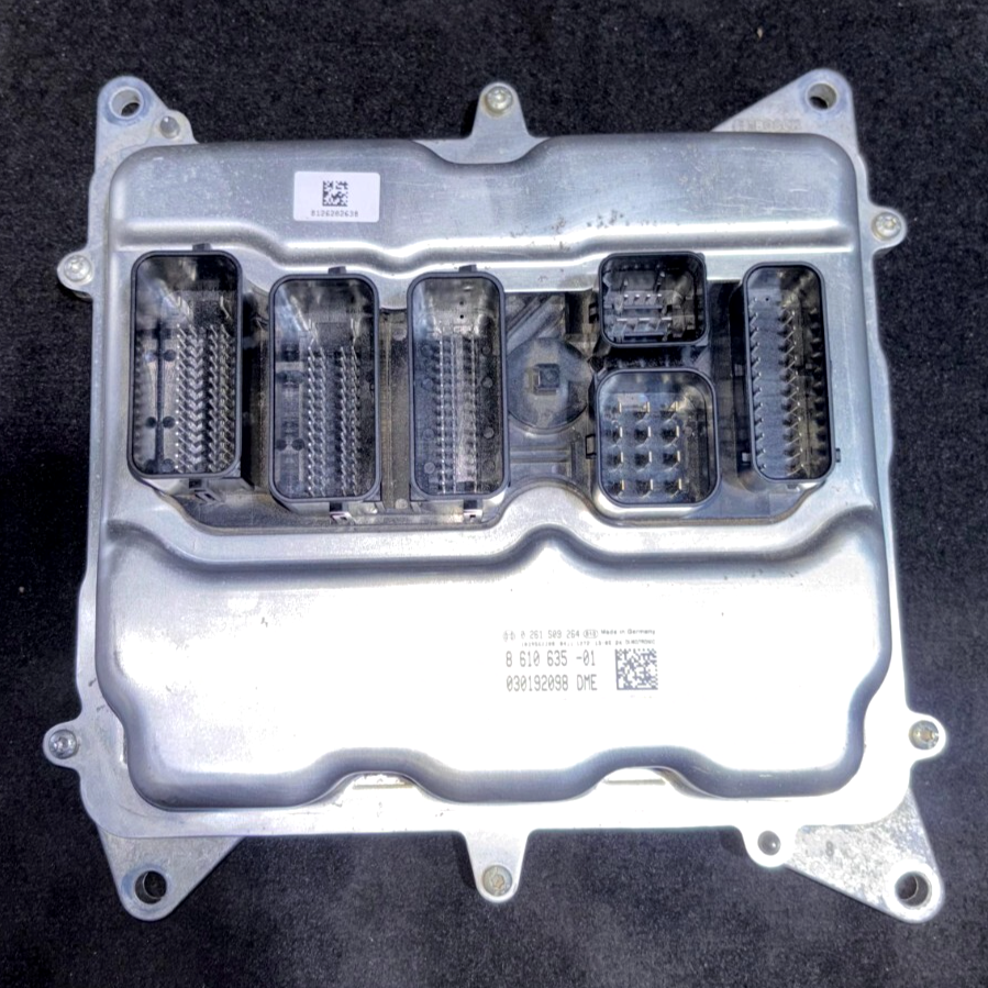 BMW 320iX N20 420xi ENGINE CONTROL COMPUTER ECU ECM DME 8610635 2014