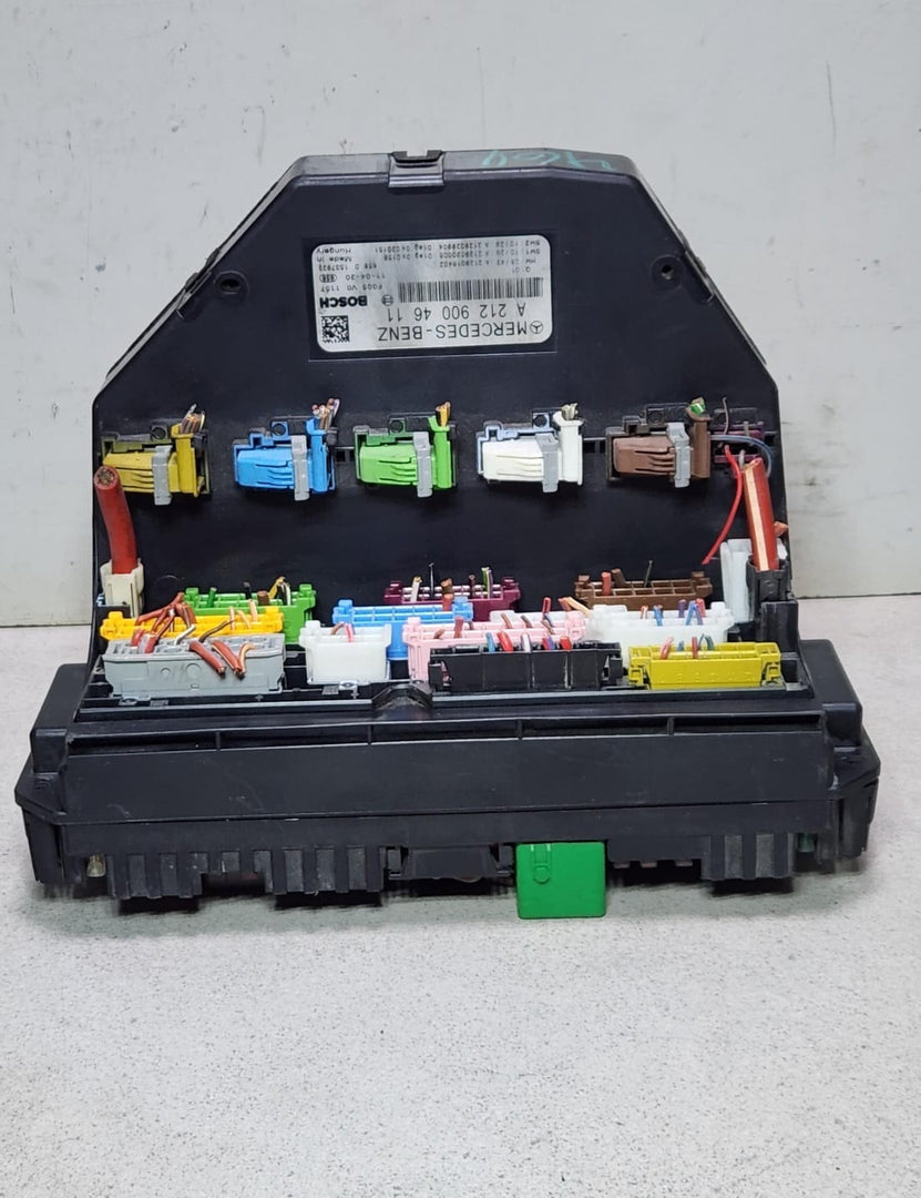 2011-2012 Mercedes-Benz C180 Fuse Box Control Module A2129004611 W204 C-Class 