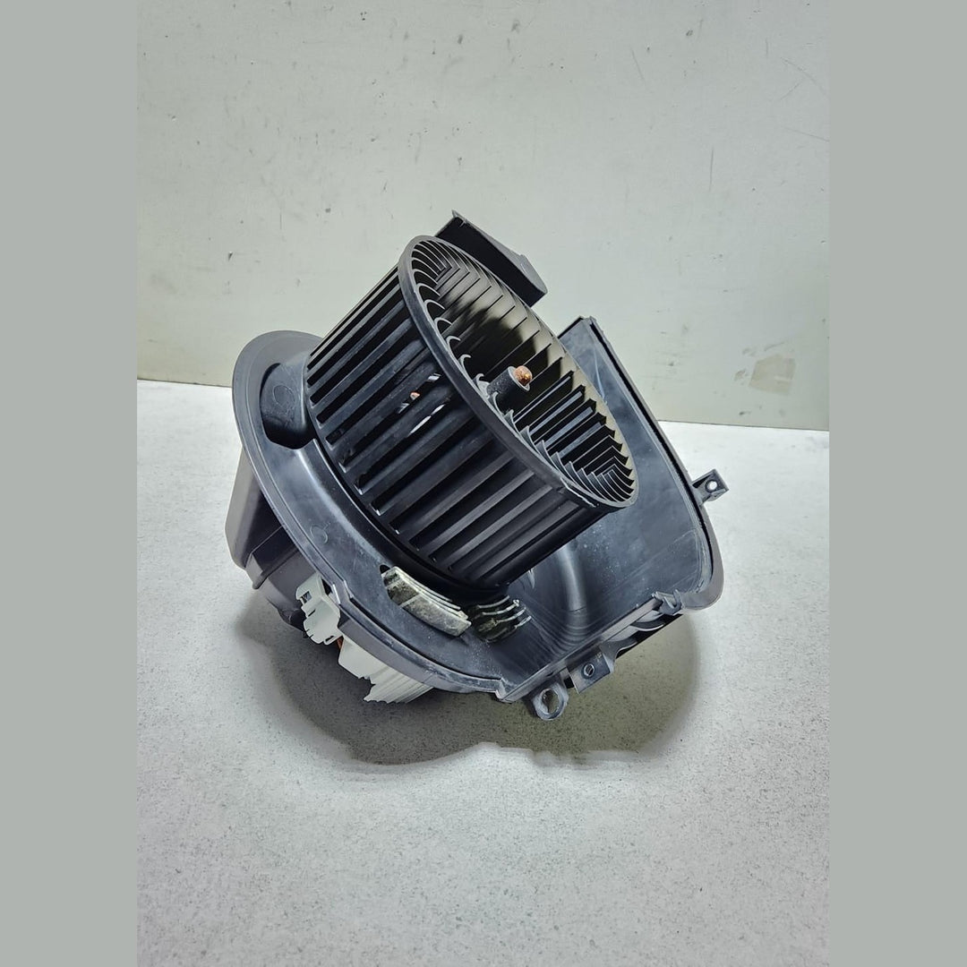 2007-2013 BMW X5 Heater Blower Motor T1001857A X5 E70 LHD