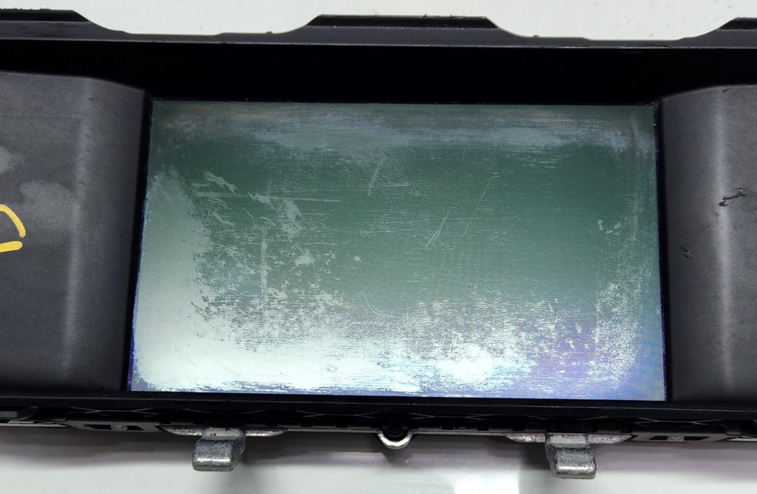 2011-2013 BMW 535i Navigation Display Screen 9241825 5 Series F10 F11