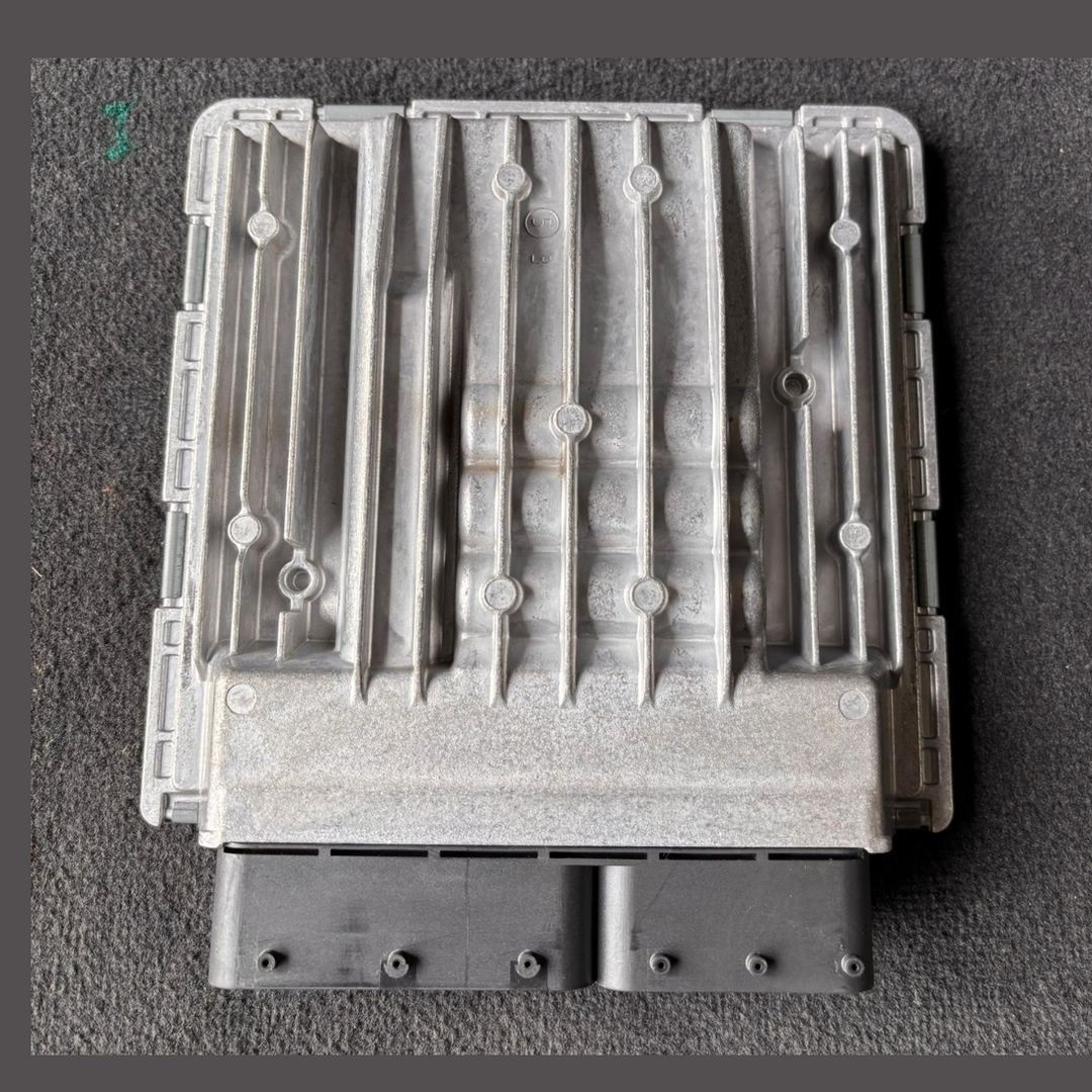 BMW  X1 E84 N52 ENGINE CONTROL UNIT MODULE ECU ONLY - 7624048