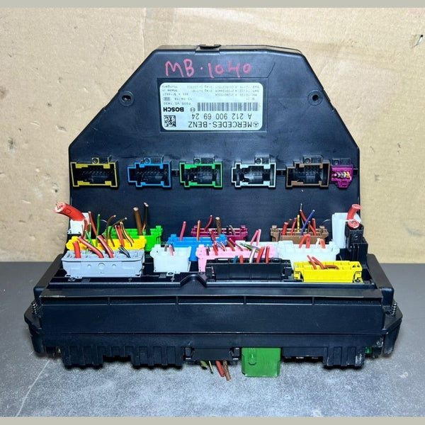 10-16 Mercedes-Benz W212 W204 Front SAM Module Relay Fuse Box A2129006924 OEM