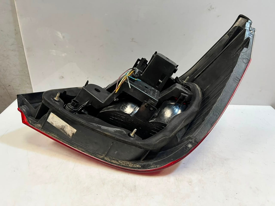BMW 5 Series E60 Rear Tail Light Rear Left RIGHT 7165737 7165738 OEM