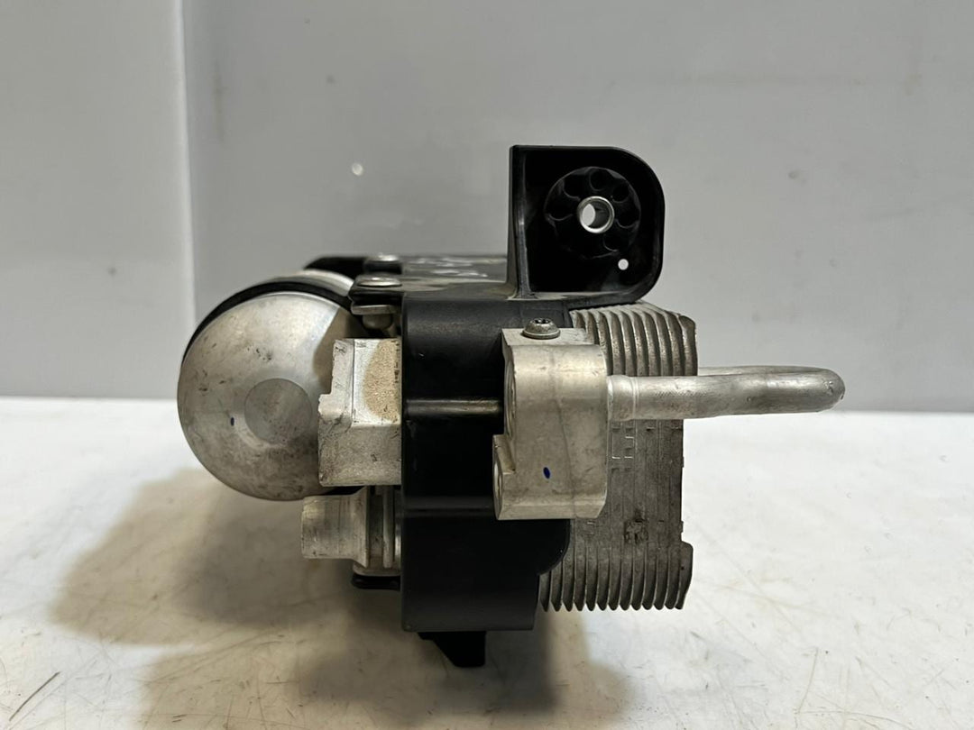 2015-2022 BMW 740i 7 Series G11 G12 B58 MAHLE AC Condenser 9309007 OEM