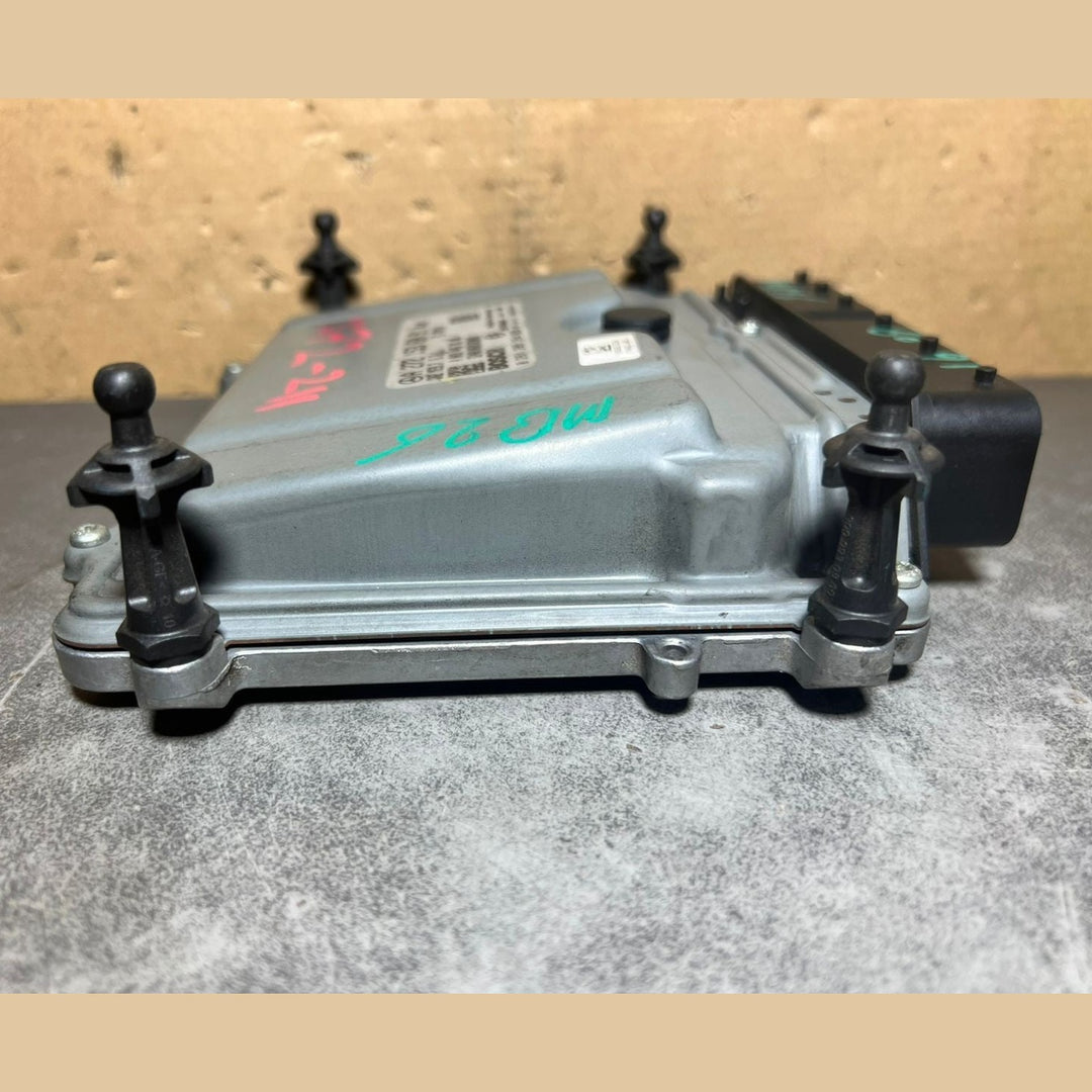 04-09 Mercedes W211 E-Klasse Motorsteuergerät Gerät ECM ECU A272 1536091 OEM