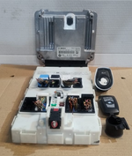 Load image into Gallery viewer, BMW F30 N47 F31 320D X3 F25 ENGINE CONTROL UNIT ECU SET DDE BASIC - 8574094