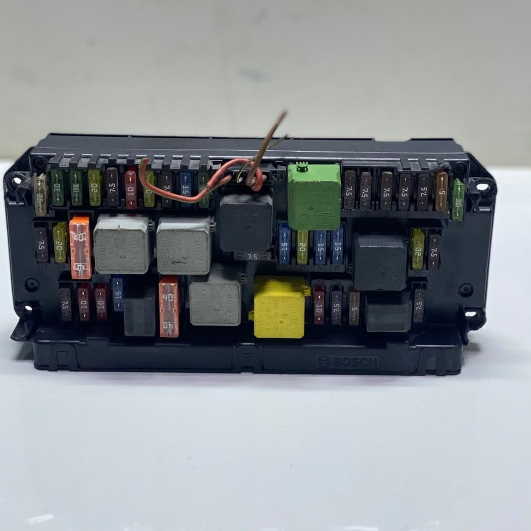 Mercedes Front Sam Fuse Box Control Module A2129007124 W212 E-Class W218 W204 