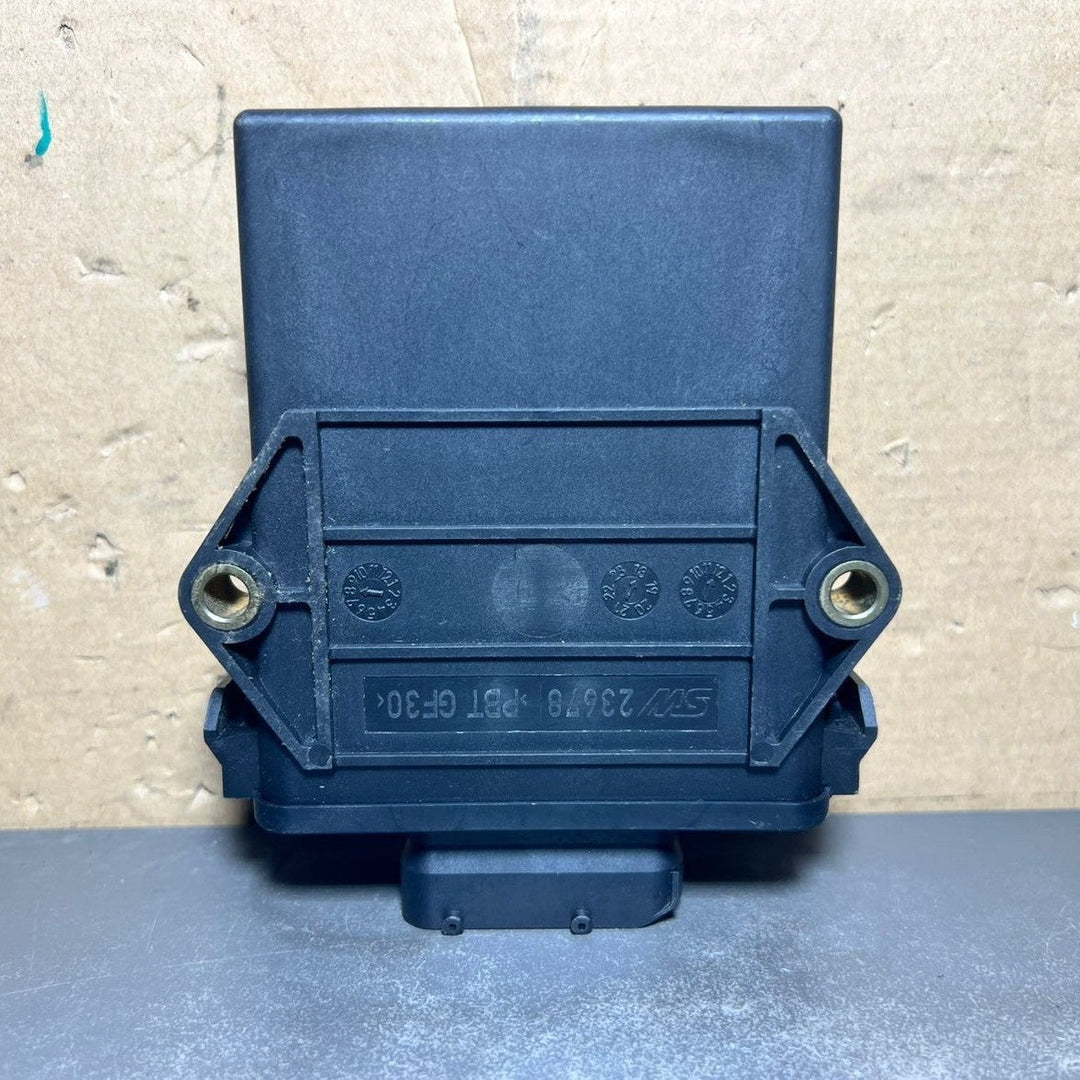 15-20 Mercedes W205 C63 AMG Differential Lock Control Module A2909002801 OEM