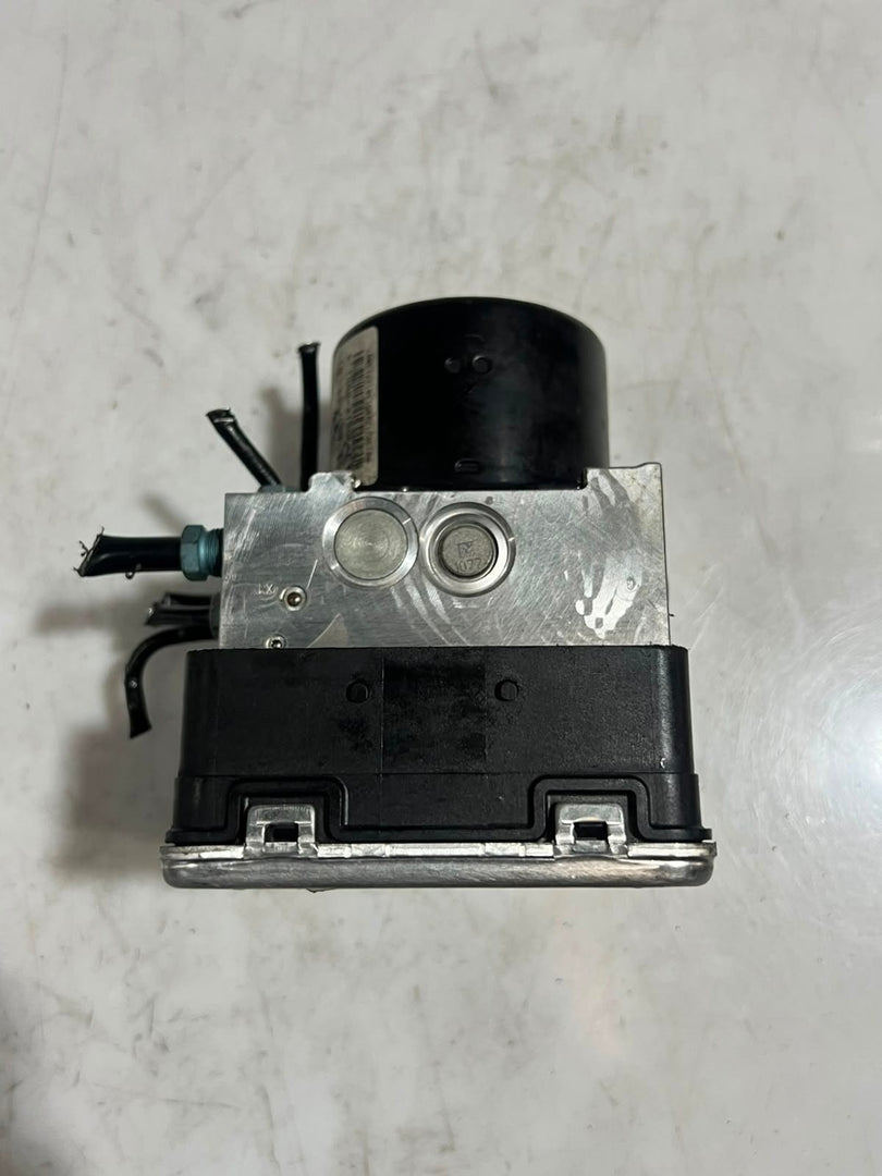 2011-2017 BMW X3 F25 and X4 F26 Abs Brake Pump Control Module 6857644 OEM