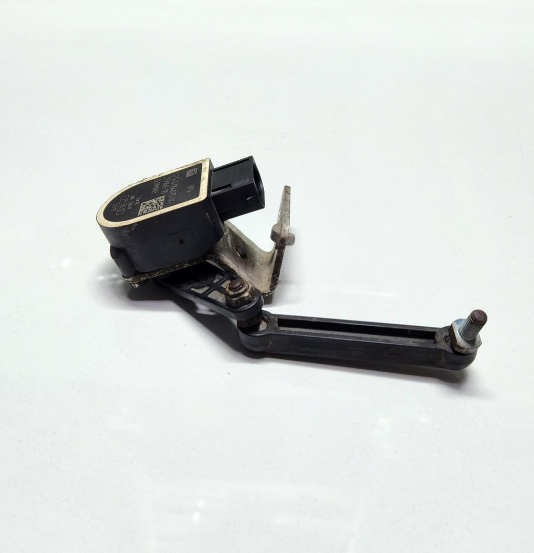2010-2016 BMW 535i Headlight Level Sensor 6784075 5 Series F10 and F11 OEM