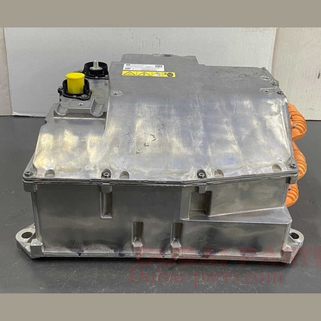 وحدة شحن مدمجة أصلية من BMW لطرازات G70 و G60 و IX و U11 و X1 و I5 و I7 و IX (22 كيلوواط) رقم الوحدة 5A9DC24 