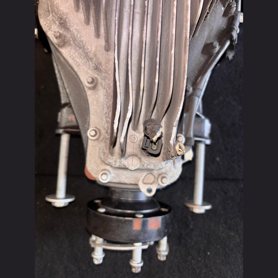 13-18 BMW F06 F10 F12 F13 M5 M6 REAR DIFFERENTIAL CARRIER 3.15 RATIO OEM 81K
 3.15 2284170