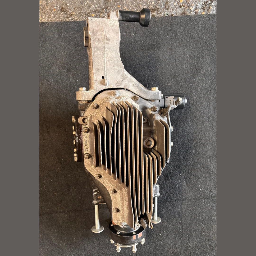 13-18 BMW F06 F10 F12 F13 M5 M6 REAR DIFFERENTIAL CARRIER 3.15 RATIO OEM 81K
 3.15 2284170