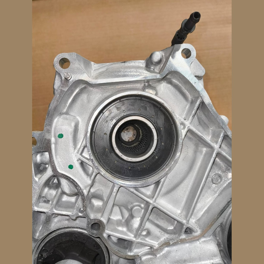 7888876 ATC 13-1 علبة نقل الحركة BMW X7 G07 LCI مستعملة، قطعت 15 كم فقط، أصلية