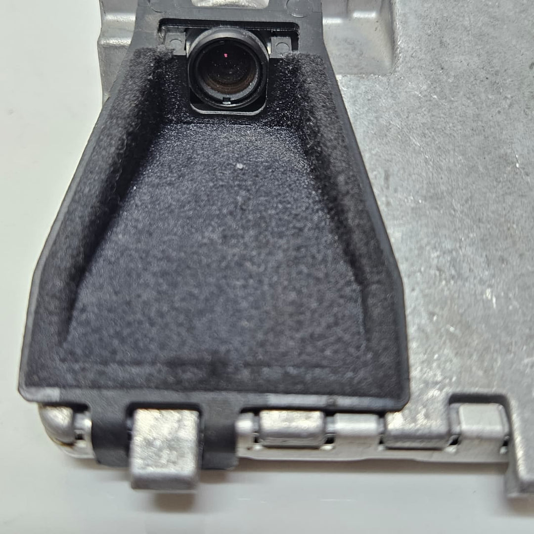 A0009057302-2015 Mercedes-Benz C350 SLK350 C300 ML350 Windshield Camera