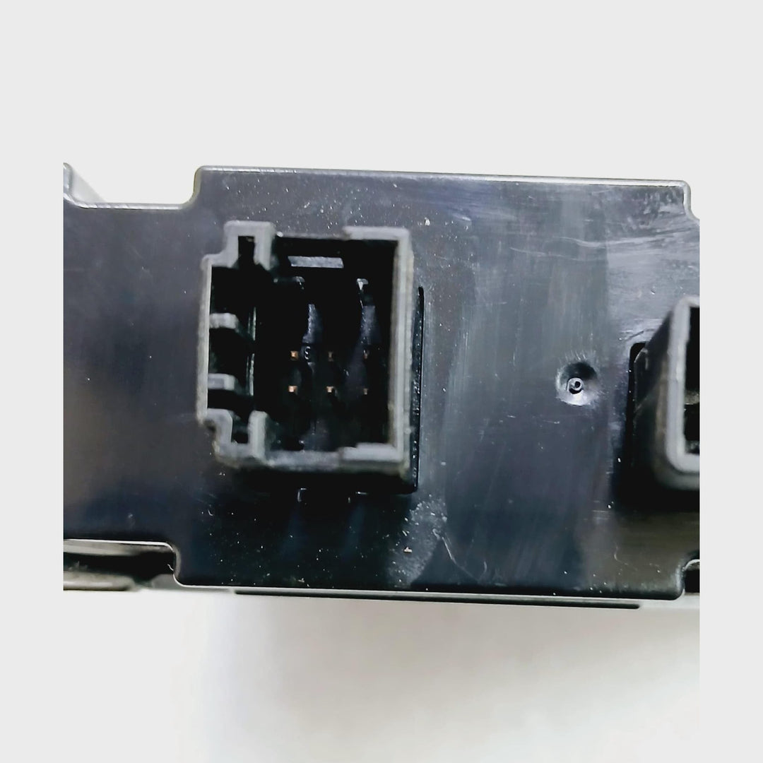 BMW 5,7 Series F01 F02 F07 VSU400 Voltage Converter Control Module Unit 9247159