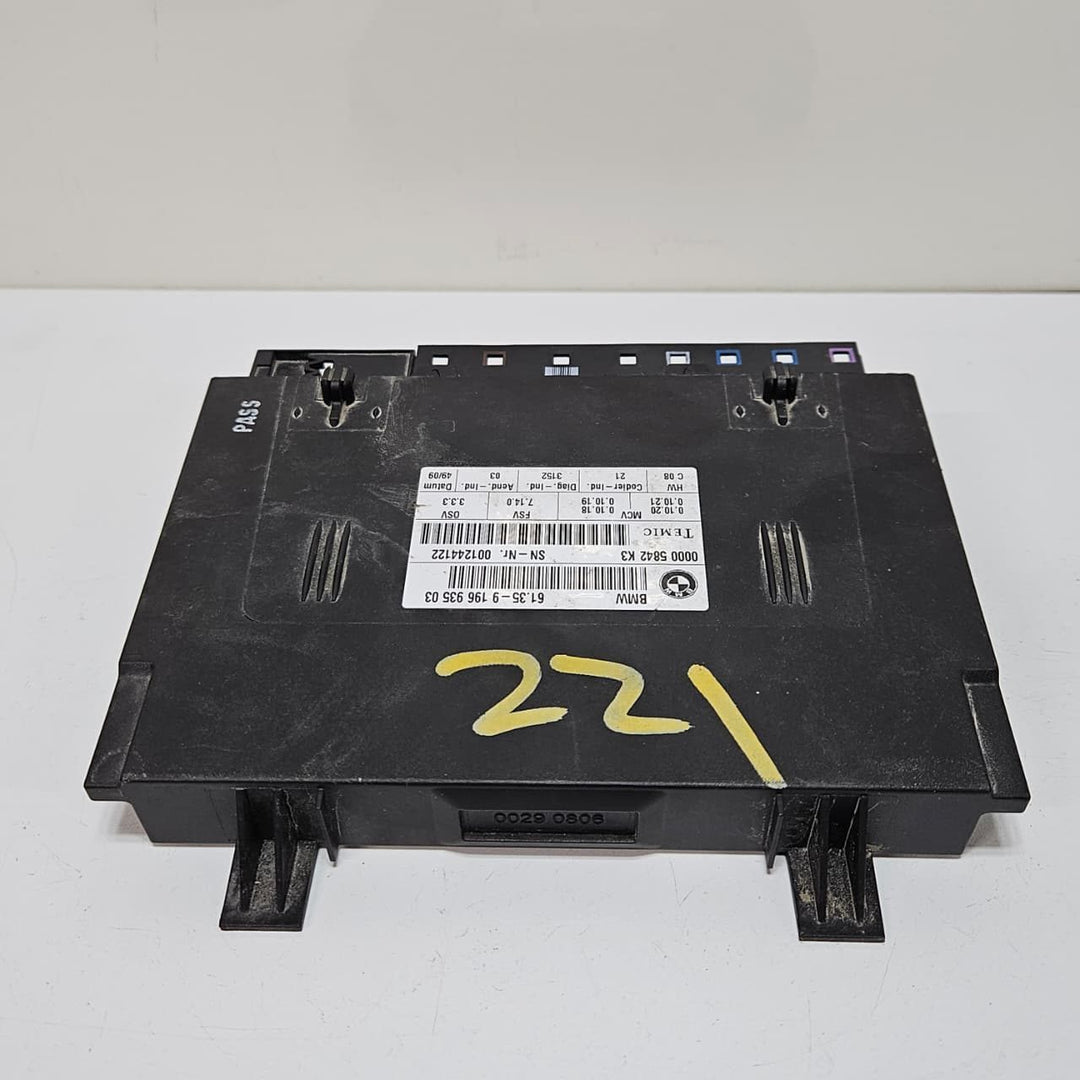 2010 BMW E82 E92 E93 128i Front Seat Control Module 9196935