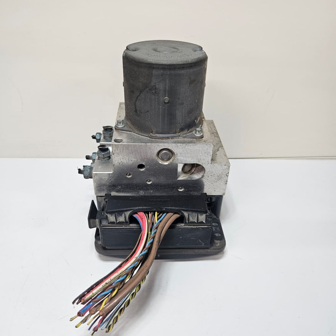 2007-2013 BMW X5 X6 E70 E71 ABS DSc Pump Control Unit 6795778 USED