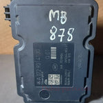 Load image into Gallery viewer, 2011-2014 Mercedes Benz W204 C Class C300 ABS Unit Brake Pump A172 9014100 OEM