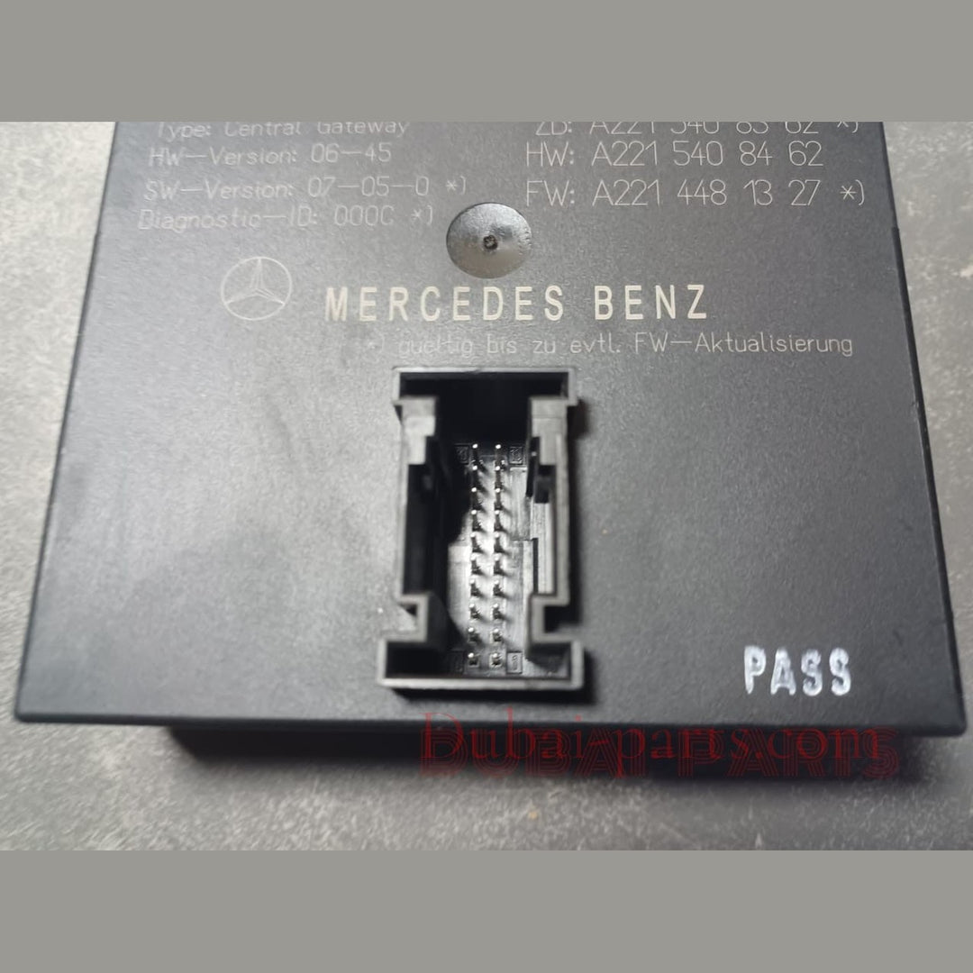 07-13 Mercedes W221 S550 S63 Central Gateway Control Module A221 5408362 OEM