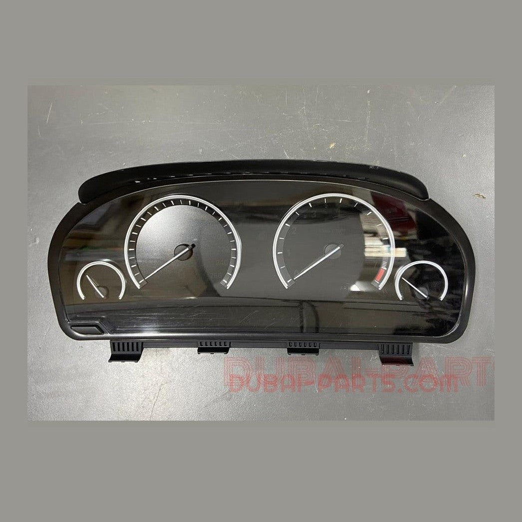 عداد سرعة لوحة العدادات لسيارات BMW F01 F06 F07 F10 F12 - رقم القطعة الأصلية 9214720