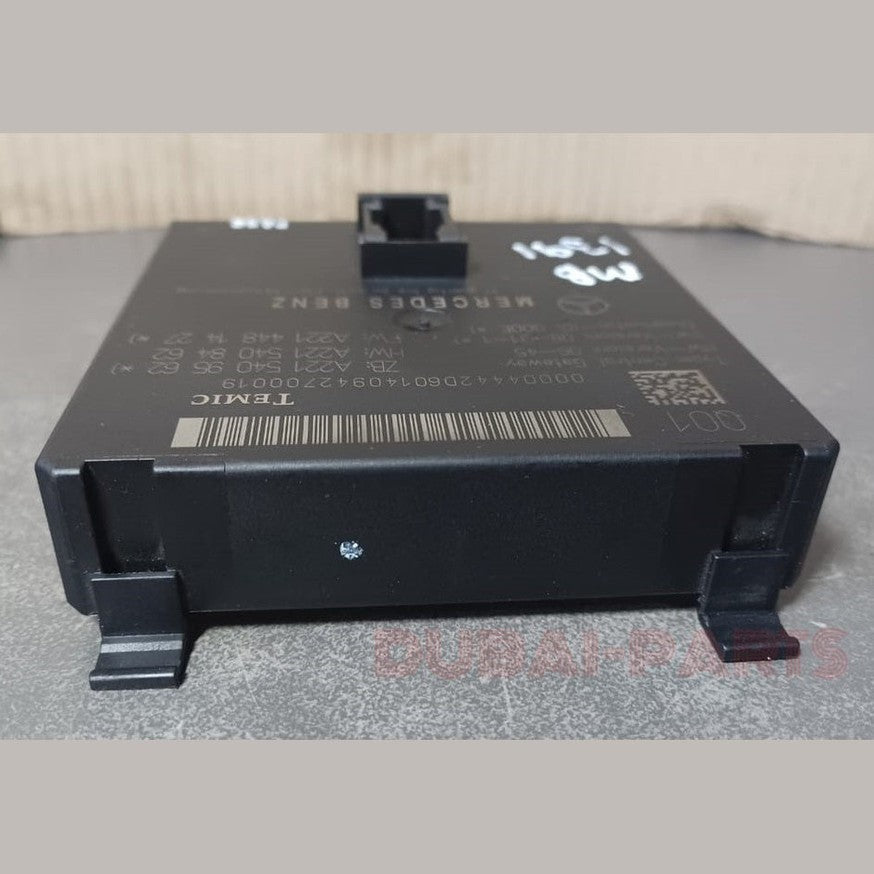 07-13 Mercedes-Benz W221 S550 S63 Central Gateway Control Module A221 5409562 OEM