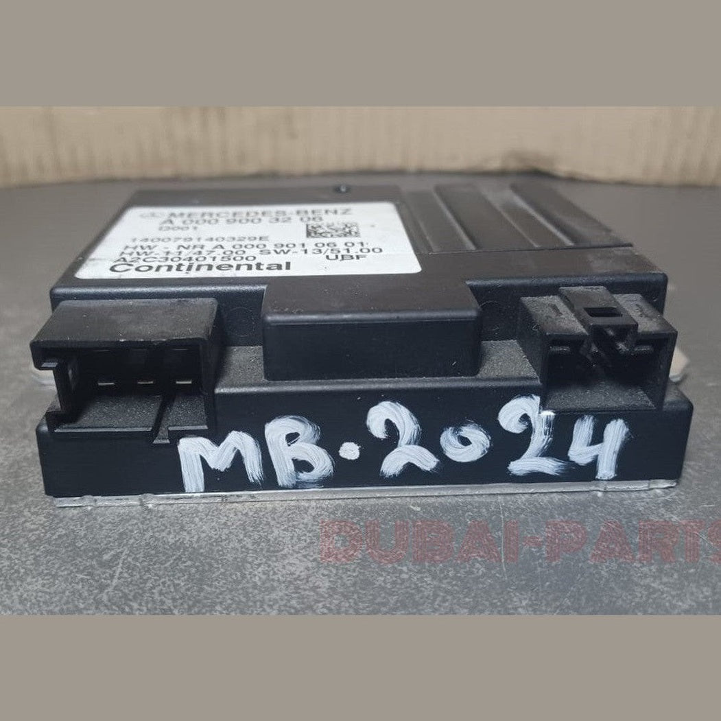 MERCEDES-BENZ W222 W205 W213 FUEL PUMP CONTROL MODULE A000 9003206 OEM
