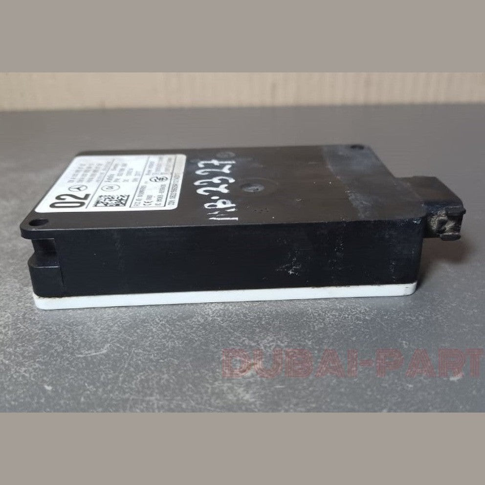 Mercedes-Benz W205 W222 Bumper Blind Spot Radar Distance Sensor Module A000 9058702 OEM