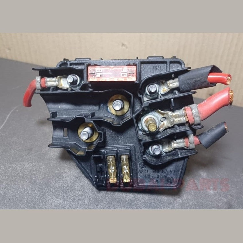 2007-2013 MERCEDES-BENZ W221 S550 FRONT UNDER HOOD FUSE POWER JUNCTION BOX RELAY A221 5406750 OEM