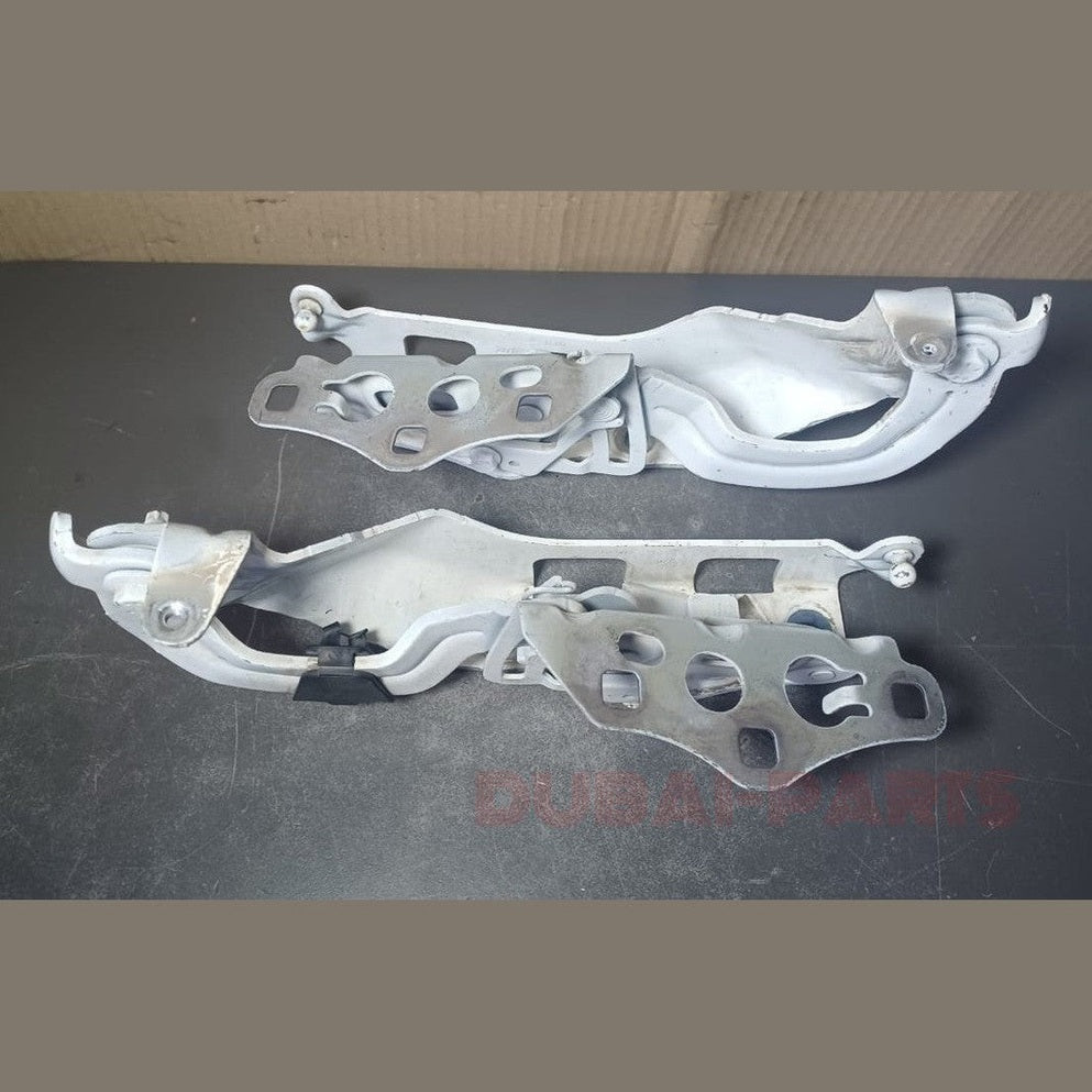 2015-2020 MERCEDES-BENZ C-CLASS W205 DRIVER/PASSENGER LEFT/RIGHT HOOD HINGE BRACKET WHITE SET