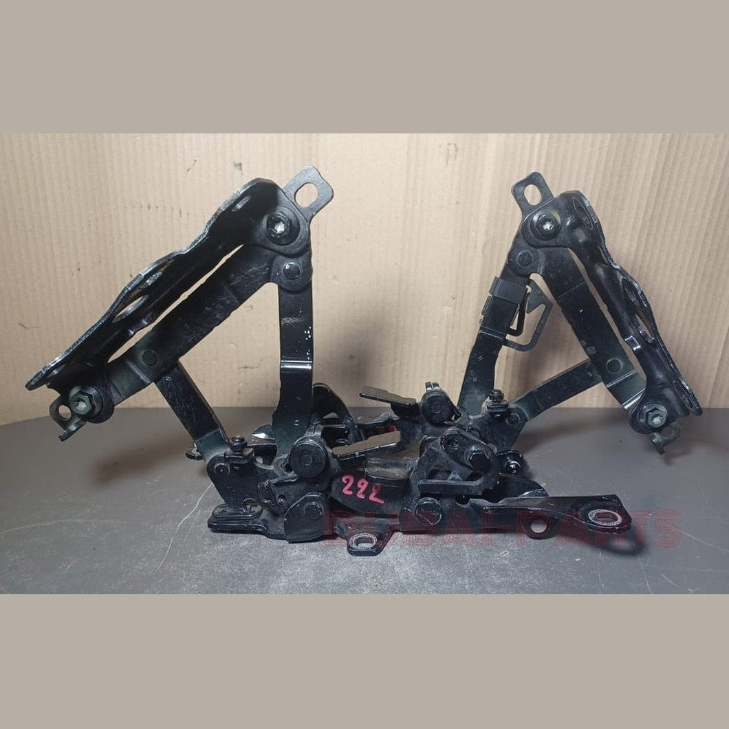 2014-2020 MERCEDES-BENZ S-CLASS FRONT RIGHT & LEFT HOOD HINGE BRACKET SET