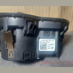 Bild in die Galerieansicht laden, 2015–2020 Mercedes-Benz C-Klasse W205 C300 Lichtschalter Schwarz A205 9051810 OEM