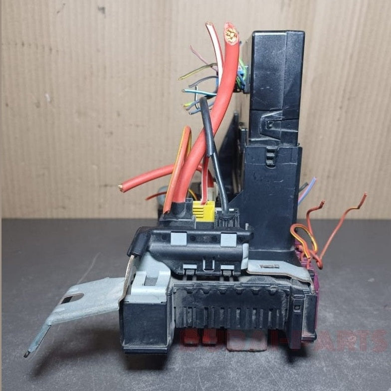 2010-2015 Mercedes-Benz W212 E350 Rear Fuse Junction Box SAM Relay Control Module A212 9004901 OEM