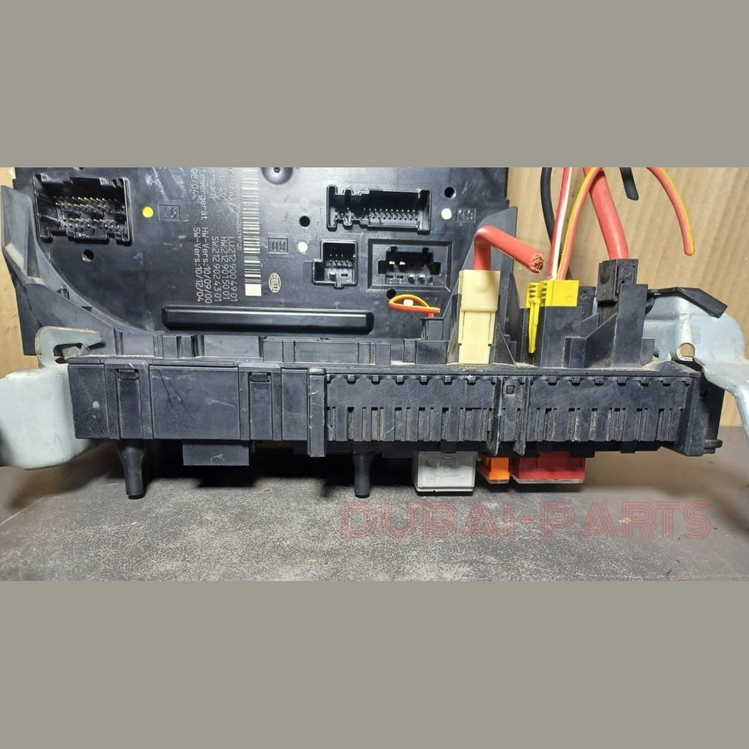 2010-2015 Mercedes-Benz W212 E350 Rear Fuse Junction Box SAM Relay Control Module A212 9004901 OEM