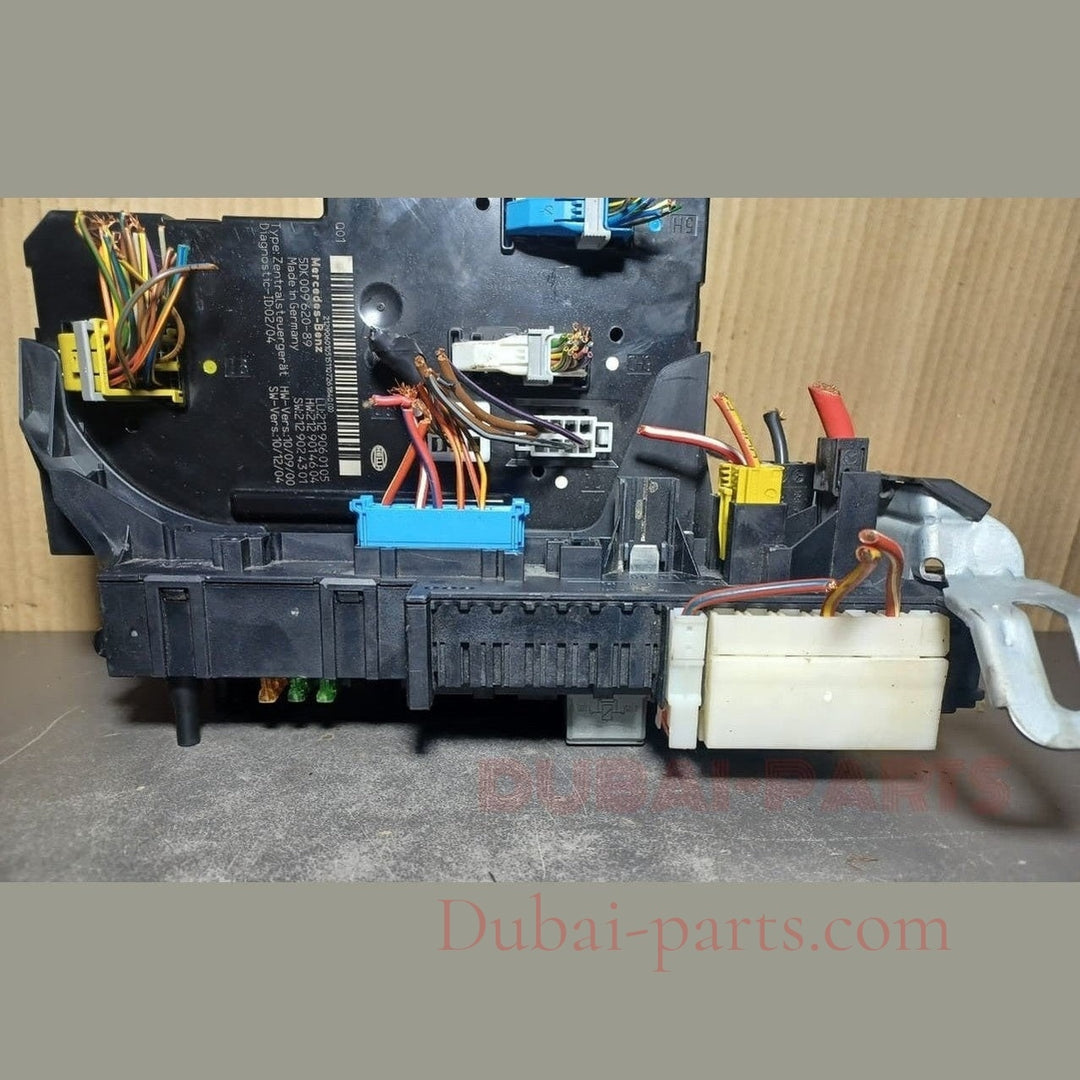 2010-2016 Mercedes-Benz W212 E350 E550 Rear Fuse Relay Box SAM Assembly A212 9000105 OEM