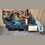 Bild in die Galerieansicht laden, Mercedes-Benz C-Klasse W204 C250 C300 C350 (2010–2014) – Relais- und Sicherungskasten für das hintere SAM-Modul A204 9060205 (OEM)