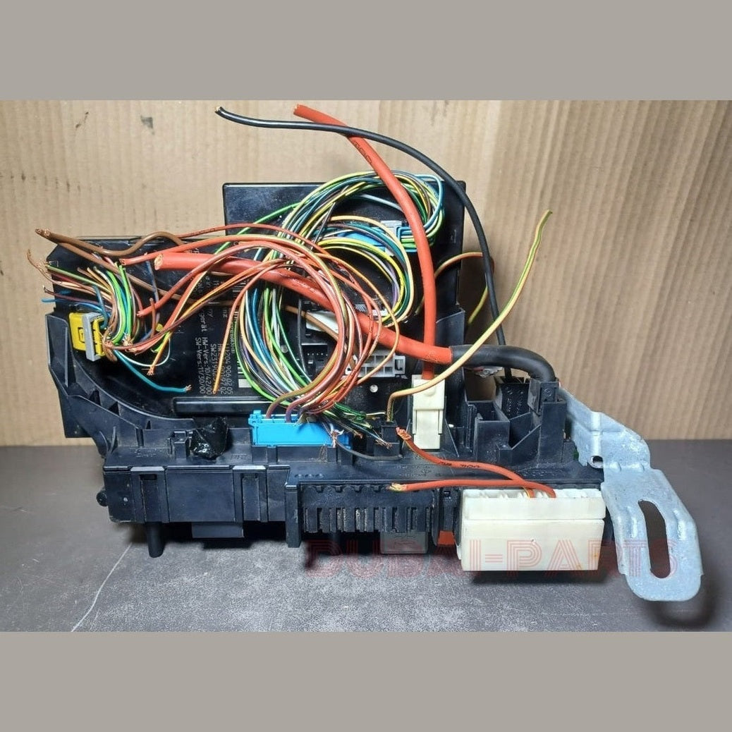 Mercedes-Benz C-Klasse W204 C250 C300 C350 (2010–2014) – Relais- und Sicherungskasten für das hintere SAM-Modul A204 9060205 (OEM)