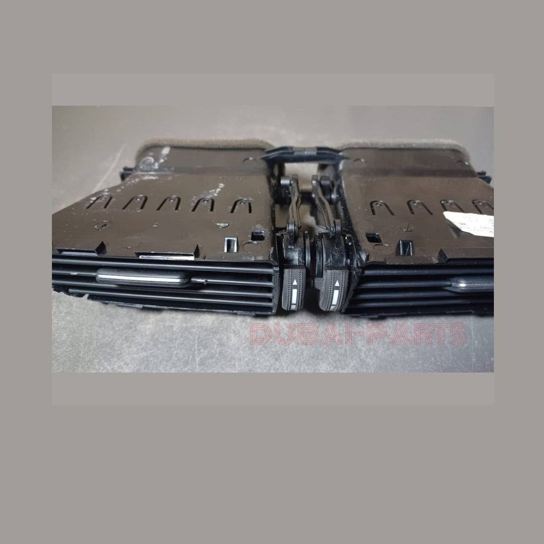 2012-2014 Mercedes-Benz C-Class W204 C300 C350 Front Center Dash Air Vent AC A/C Heater Trim A204 8306054