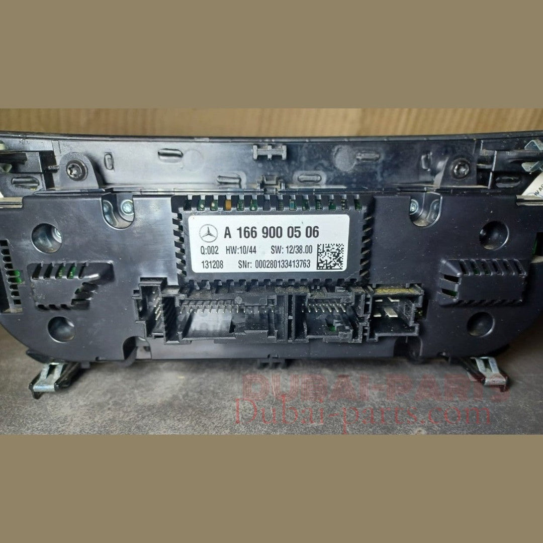 2014-2016 MERCEDES-BENZ W166 GL550 FRONT Heizung/Klimaanlage/Temperaturregler A166 9000506
