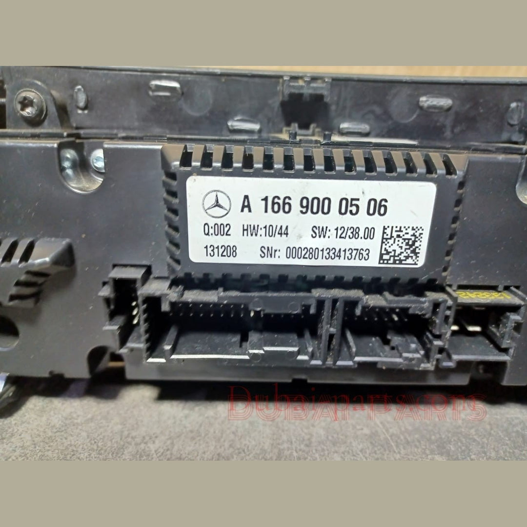2014-2016 MERCEDES-BENZ W166 GL550 FRONT Heizung/Klimaanlage/Temperaturregler A166 9000506
