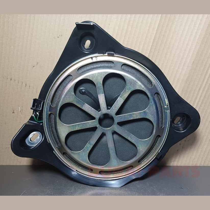 2015-2021 MERCEDES-BENZ C-CLASS W205 DASH LEFT SIDE WOOFER SPEAKER OEM A205 8201202