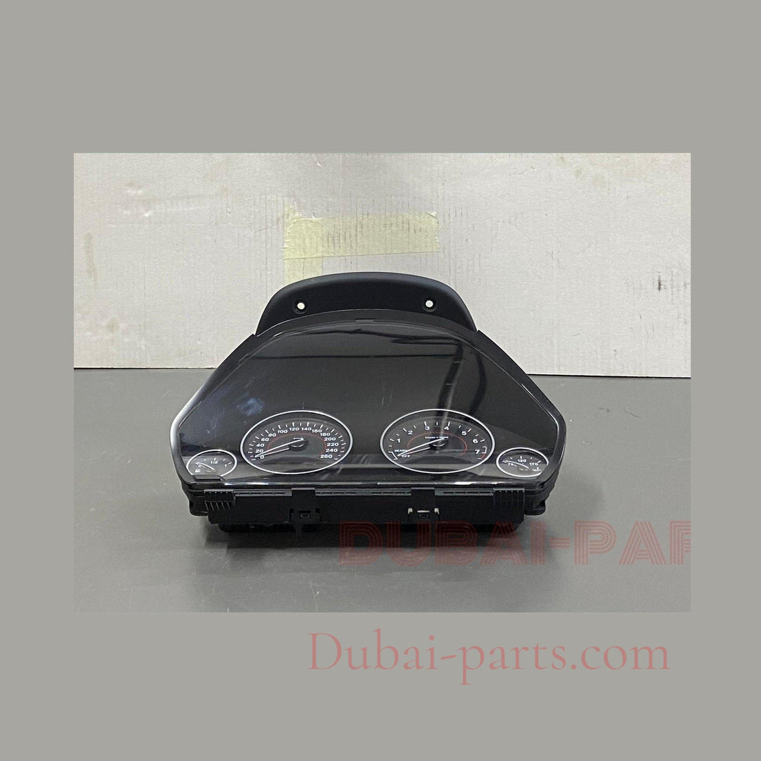 OEM BMW 3 F30 2012 PETROL SPEEDOMETER / INSTRUMENT CLUSTER - 9382103 USED
