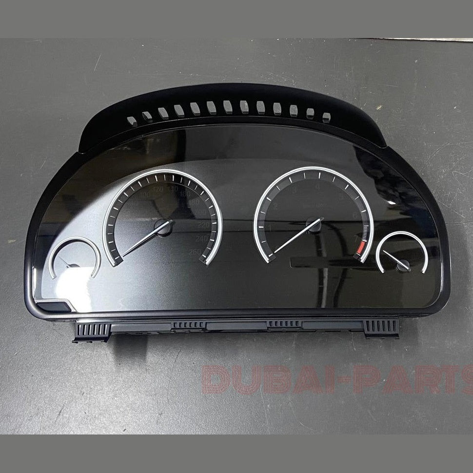 لوحة عدادات السرعة الأصلية من BMW F10 F11، رقم القطعة 9312035، مستعملة