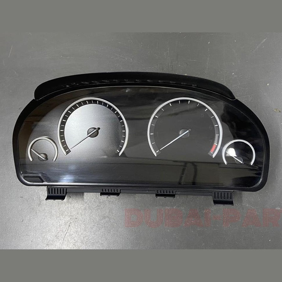 OEM BMW F07 F10 INSTRUMENT CLUSTER SPEEDOMETER 9249570 USED